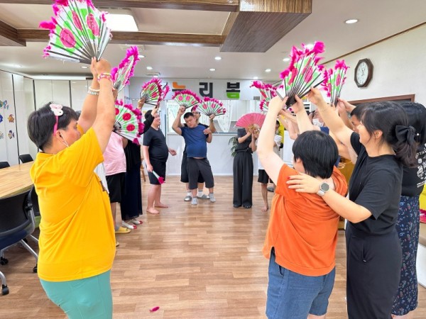 KakaoTalk_20250818_163519627_05.jpg