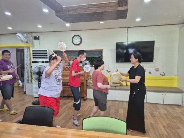 KakaoTalk_20250825_162456740_04.jpg